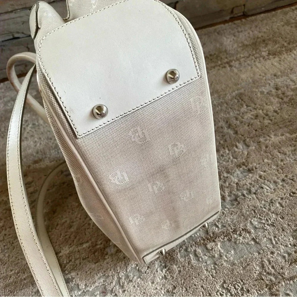 Dooney & Bourke Signature Vintage Ivory Medium Purse Hand Bag Monogrammed - Picture 13 of 16